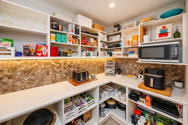 61 Hartwell Drive Kelvin Grove_14
