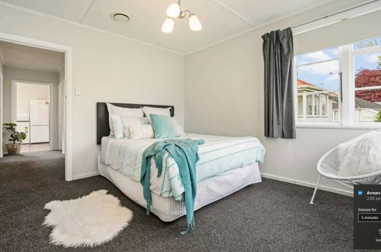 33 Pinfold Avenue 1074_5