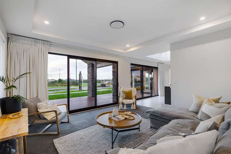 68 Vernon Drive Lincoln_6