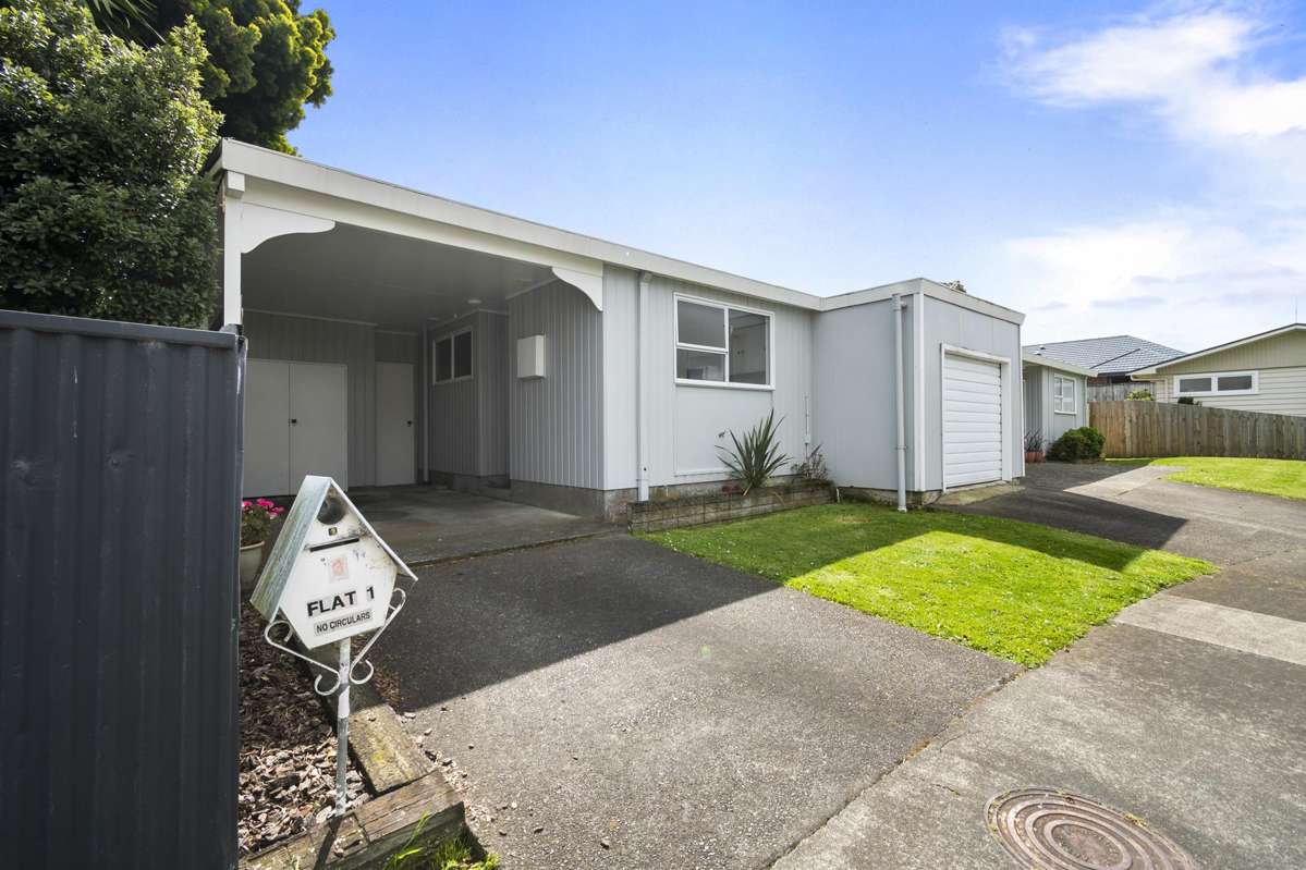 Unit 1-2/3 Tiraumea Street_3