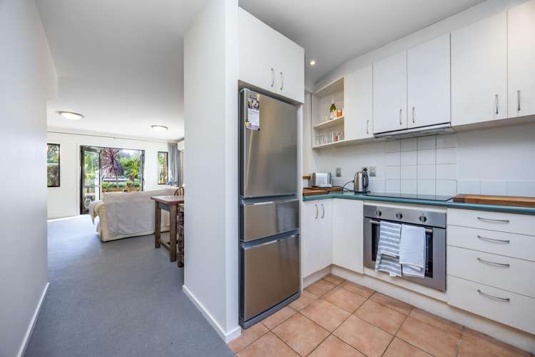 23/92 Bush Road Albany_7