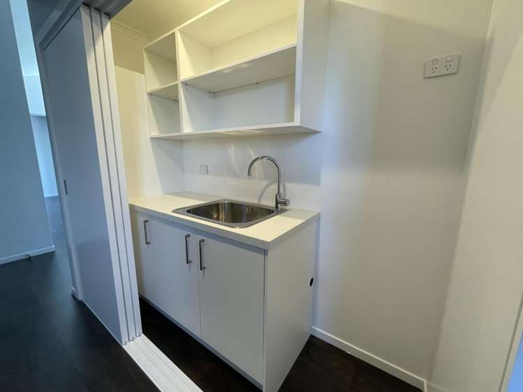 25C Russell Street 2709_7