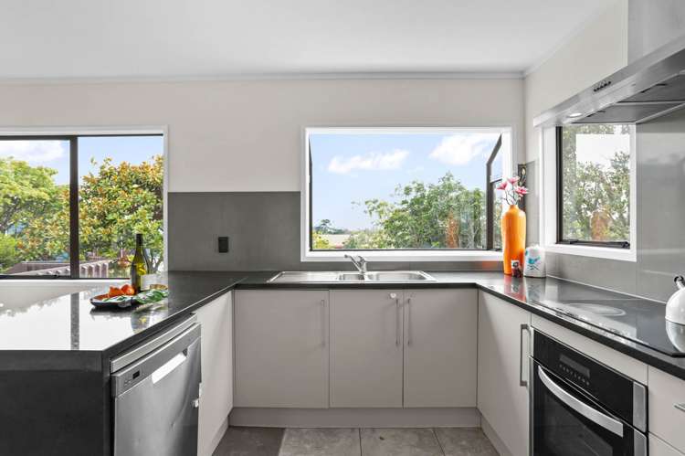 12 Ebony Place Massey_2