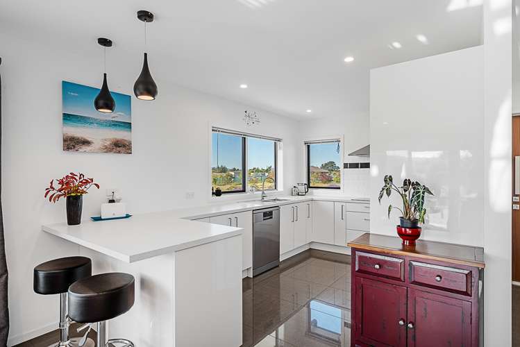 59 Hinepango Drive Rarangi_3