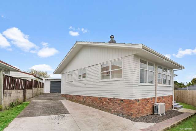 6 Clutha Crescent Clover Park_1