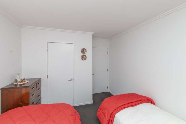 3 Pukeuri Lane Hillsborough_25