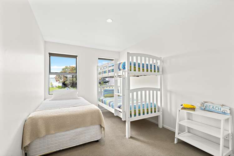 7 Tuna Place Omaha_13