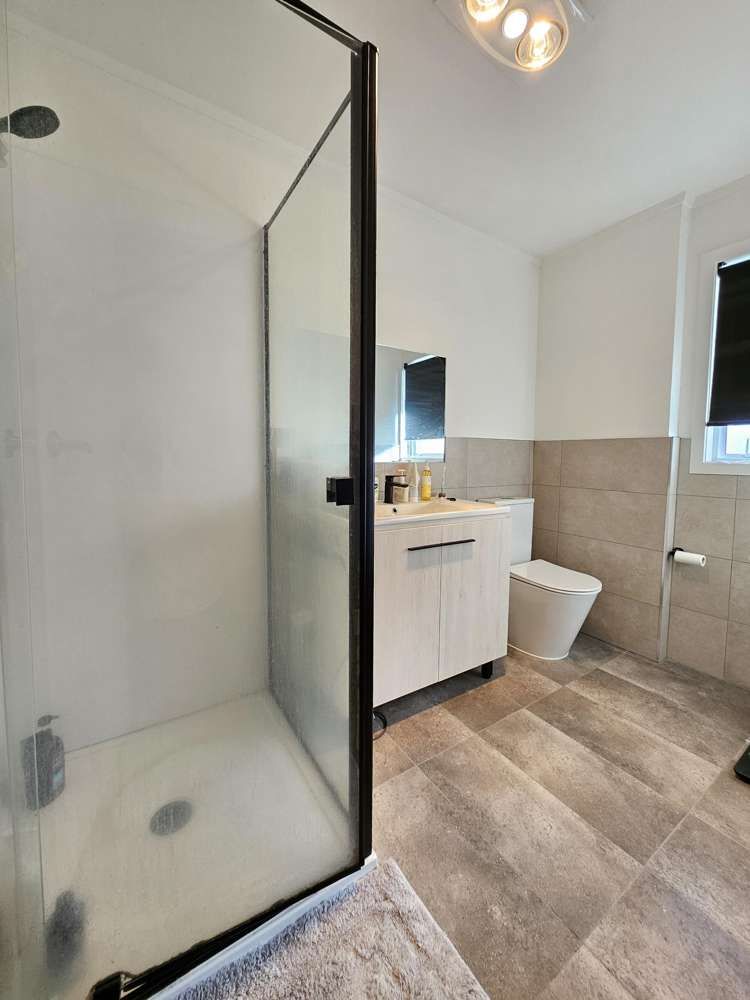 2/91 Diana Drive Glenfield_7