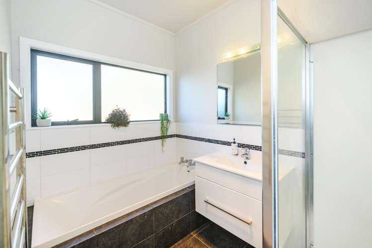 6 Willowstream Grove Cloverlea_13