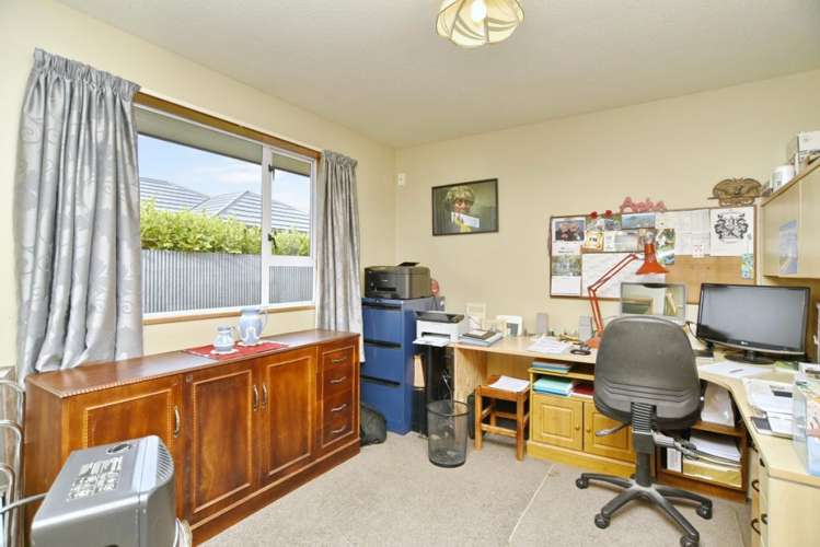 2/66 Dunedin Street Redwood_16