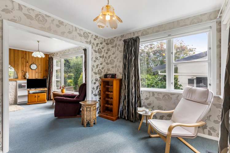 4 Silverbirch Grove Churton Park_7