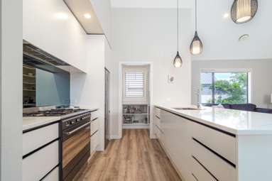 25a West Thompson Street_2