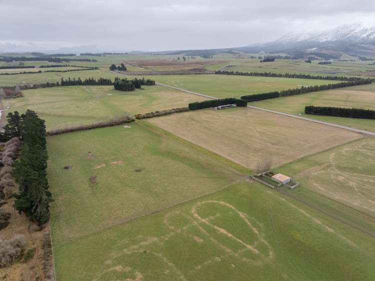 199 Mossburn Five Rivers Road Te Anau Surrounds_9