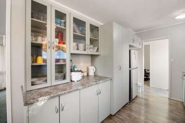 6 Denz Street_3