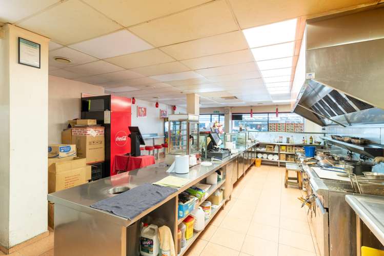 165 & 167-175 High Street_13