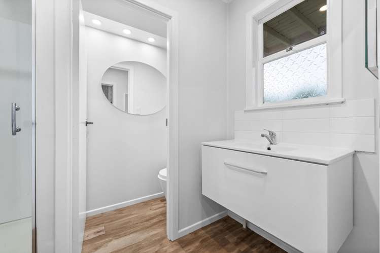 1/5 Strong Street Saint Johns_12