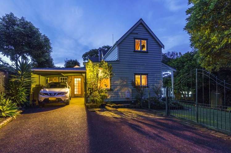 9 South Lynn Road Titirangi_20