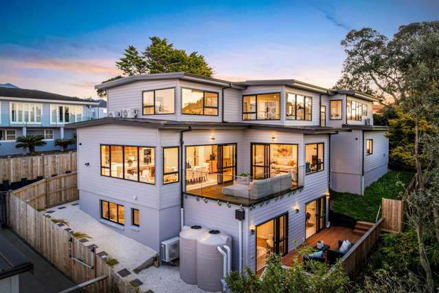 Executive Coastal Living in Macleans Zone