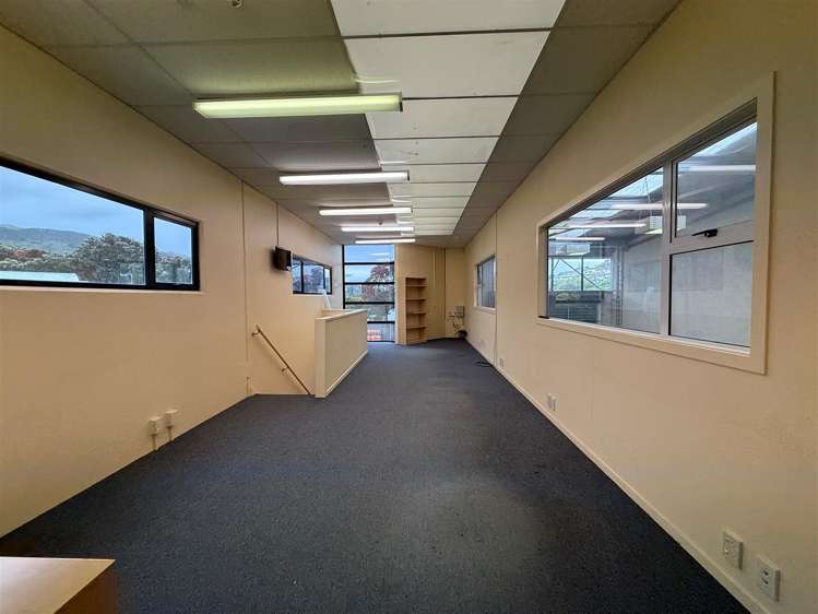 Unit 1, 98 Main Road Tawa_2