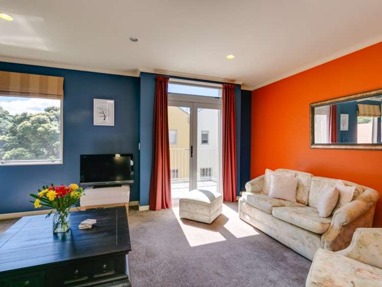 49/305 Evans Bay Parade Hataitai_12