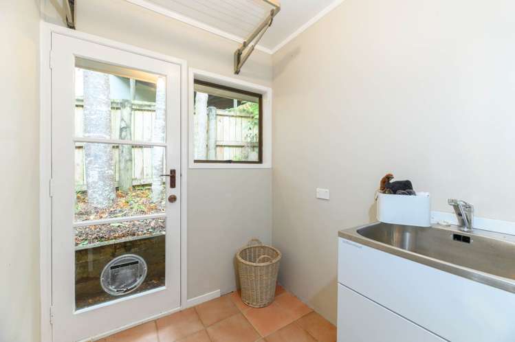 3 Kaurimu Rise Titirangi_30