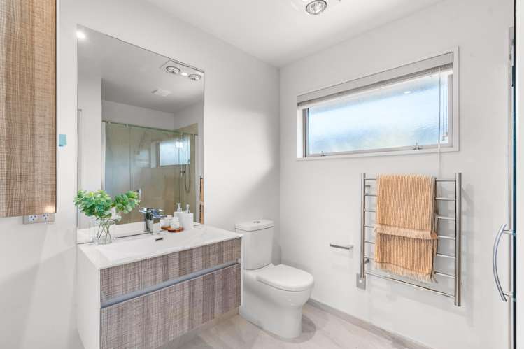 5 Maclaren Road Wigram_13