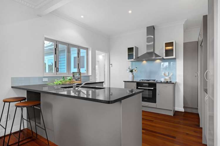 10 Mountfield Terrace Mt Albert_6