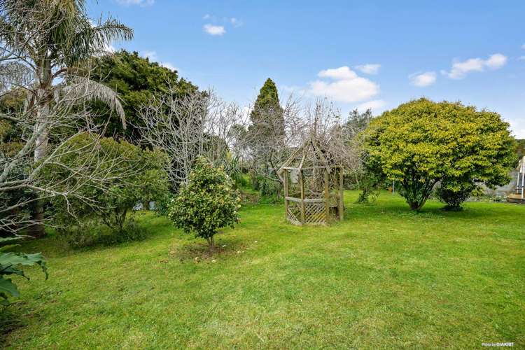 1/9 August Place Greenlane_13