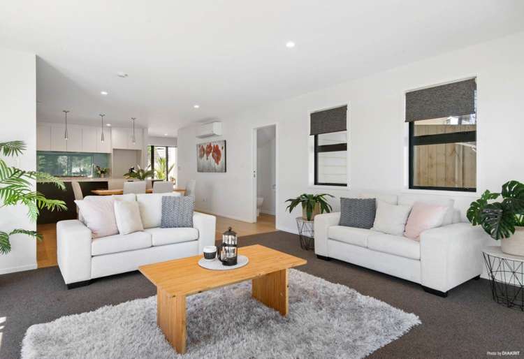 34a John Dee Crescent Red Beach_7