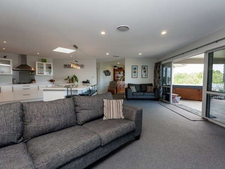 44 Davies Road Hurdon_6