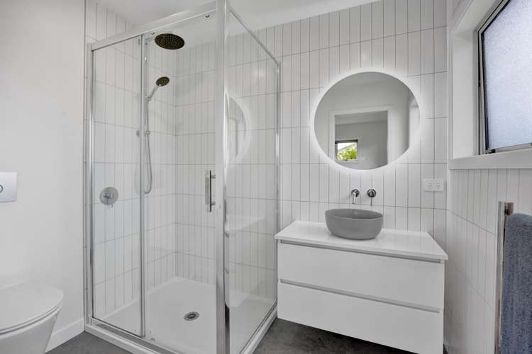 56 Warwick Road Stratford_17