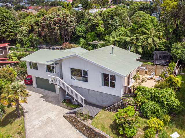 14 Chisbury Lane Churton Park_1