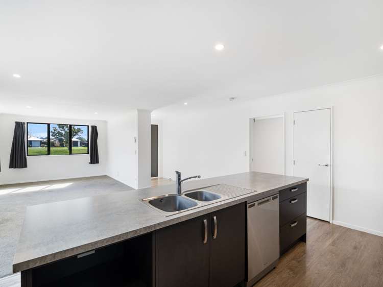 14 Clanfield Way Rolleston_6