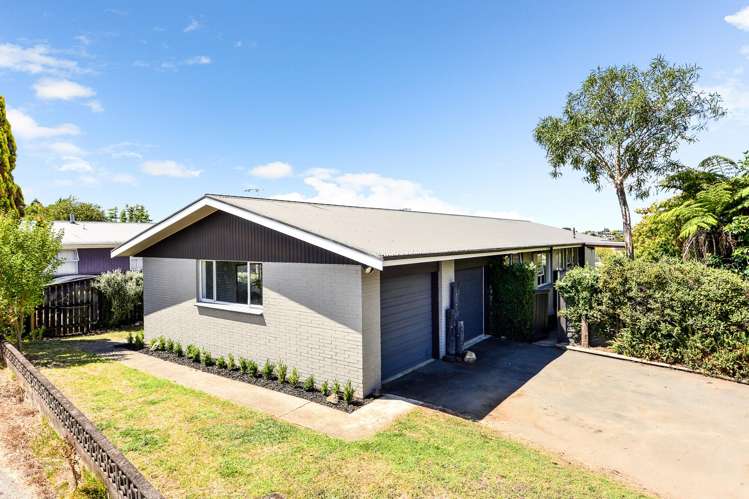 9 Beaumaris Place Dinsdale_30
