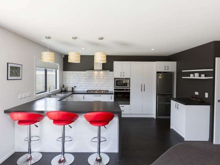 5 Cory Jane Grove Riverstone Terraces_5