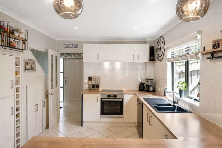 67 Clea View Gulf Harbour_10