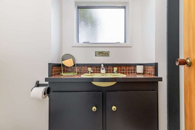 3a Wharewaka Road Wharewaka_23