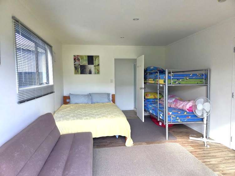 102 Sands Crescent Matarangi_15