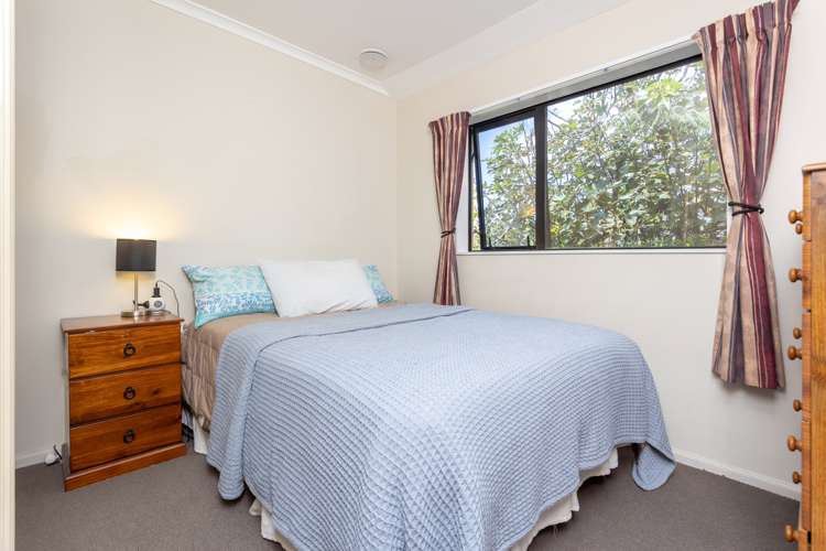 25a Chorley Avenue Massey_11