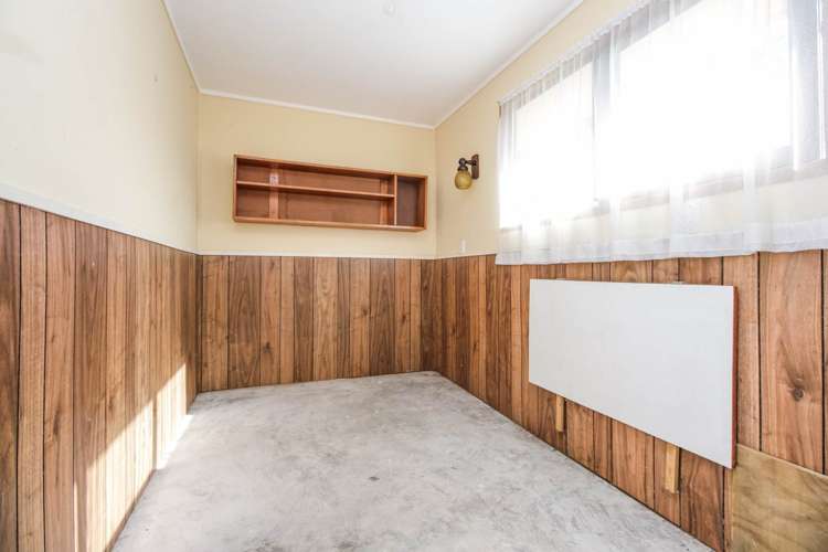 21b Exminster Street Blockhouse Bay_14