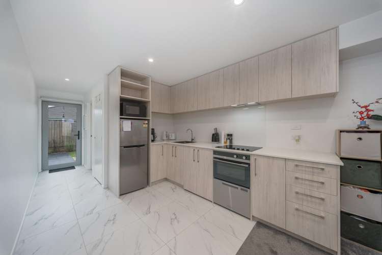 2/17 Winchester Street Merivale - Christchurch City_2