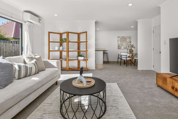 6 Nier Place East Tamaki Heights_4