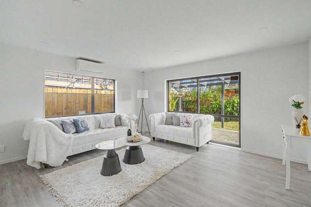 27 Robertson road Mangere_1