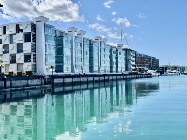 Your Waterfront Lifestyle Awaits at Lighter Quay