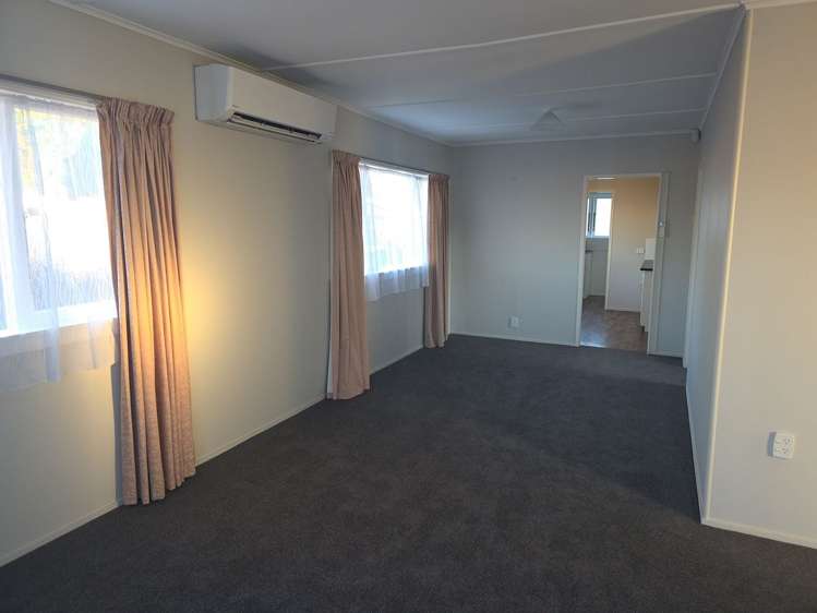 67 Princes Street Pukekohe_18