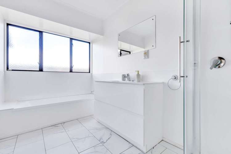 3 Memphis Place Westbrook_25