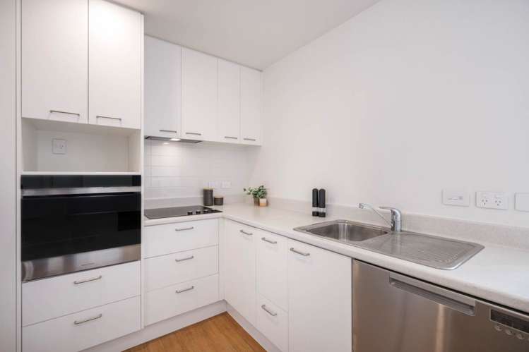 104/21 A Swanson Road Henderson_10