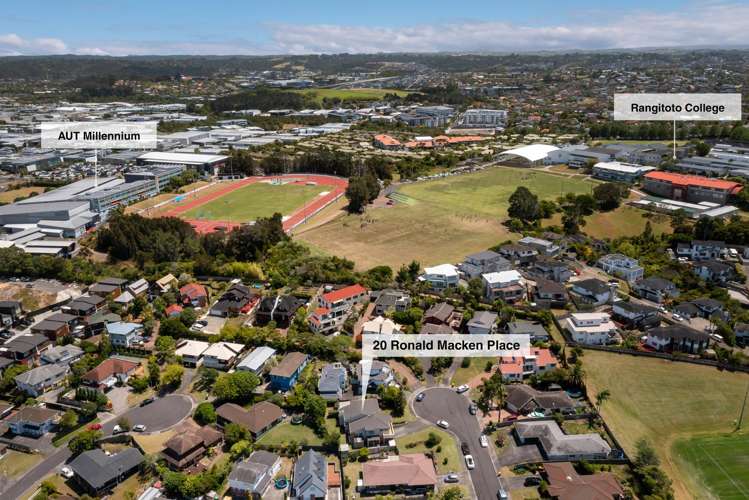 20 Ronald Macken Place Windsor Park_26