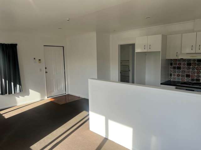 3A Barrys Road Glendene_2