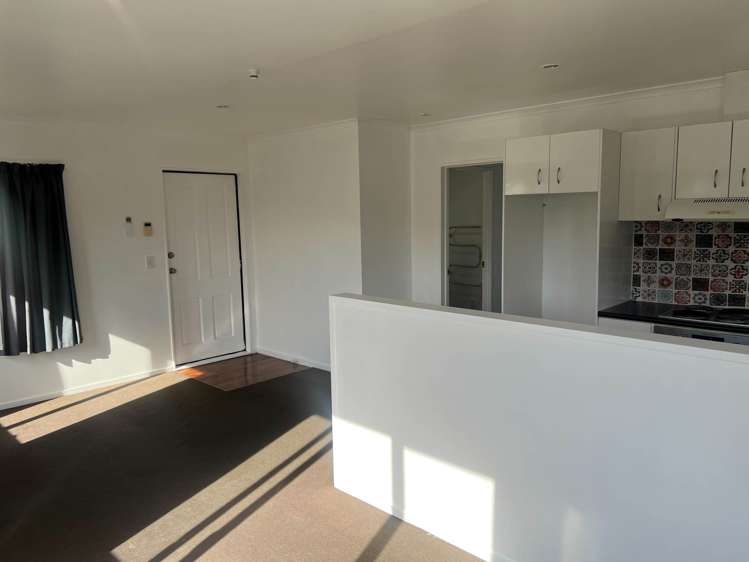 3A Barrys Road Glendene_2